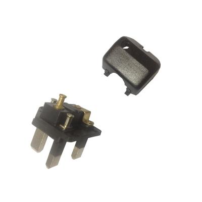 China UK 3 Pin Electrical Socket British Plug Cable Terminal for sale