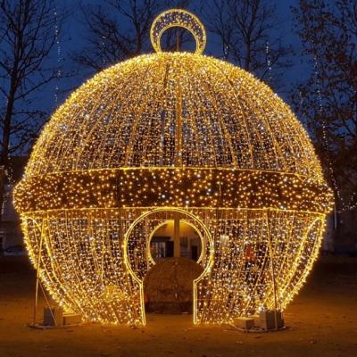 China 2022 Newest Outdoor Strong Festive Atmosphere Giant Led Christmas Decoration 3d Large Walk Through Ball Pattern Lights for sale