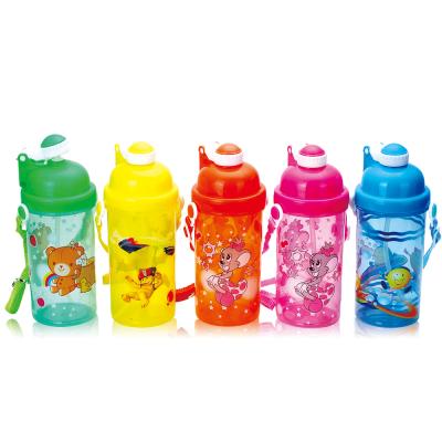 China Sustainable Design 600ml Flip Straw Cartoon School Sports Kids Colorful Plastic Water Bottle With Handle for sale