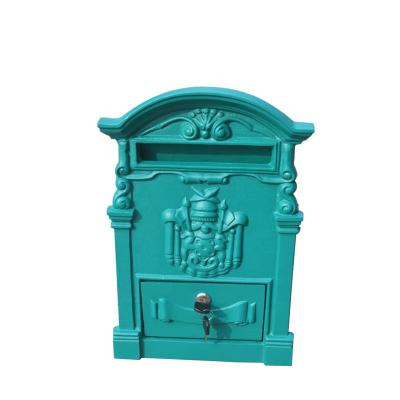 China Parcel Receiving Vintage Metal Mailbox Decorative Outdoor Aluminum Wall Mounted Mailbox for sale