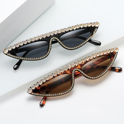 China Retro vintage cat eye sunglasses fashion sunglasses small frame women sunglasses personality diamond-encrusted for sale