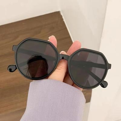 China Fashion sunglasses 2021 multi-color shades of new vintage retro sunglasses tide luxury irregular fashionable oversized glass for sale