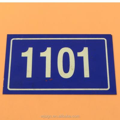 China Professional Iron Manufacturer Cheap Customized Luminous Number Door Plate for sale