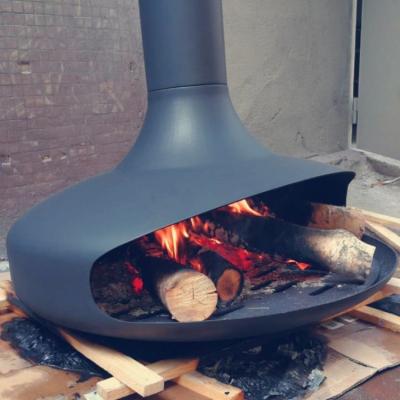 China El techo colgante negro montó la chimenea ardiente de madera suspendida para el calentador interior en venta