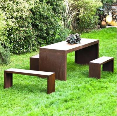 China Tabla al aire libre de acero aherrumbrada natural de Corten de los muebles geométricos del metal con el sistema del banco en venta