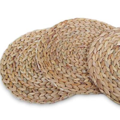 China Traditional Eco - Friendly Woven Round Shape Handmade Natural Straw Placemat For Kitchen for sale