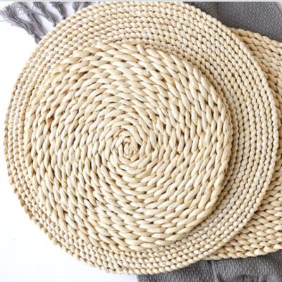 China New Style Traditional Rattan Place Mats Surround Woven Place Mats Water Hyacinth Straw Braided Table Placemat for sale