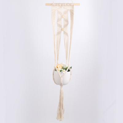 China Vintage Cotton Macrame Hanger Factory High Quality Handmade Hanger Indoor And Outdoor Home Decoration* for sale