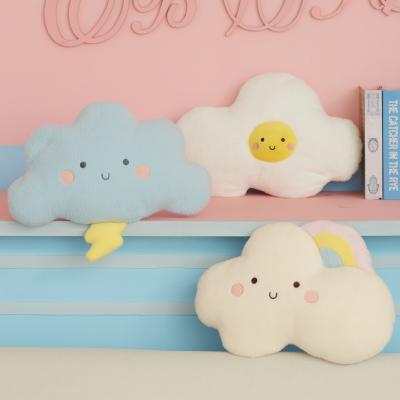 China Anti-static Customize Shape Accept Cute Cloud Design Velvet Cloud Shape Tile Kids Cushion Pillow for sale