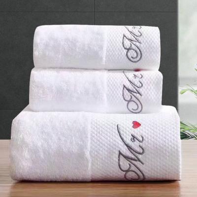 China 600gsm 100 % Cotton Hotel Towel Set Home Bath Towel Set Customizable Easy Cleaning for sale