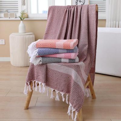 China Eco Friendly Easy Cleaning Peshtemal Turkish Towels Beach With Tassels for sale