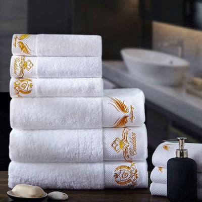 China Easy to Maintain Hotel Towel Set Customizable Luxury Towel Set 100 % Cotton for sale