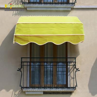 China Áreas de aluminio para ventanas retráctiles Patio Control solar Sombras retráctiles en venta