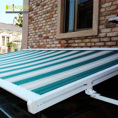 Chine Tente de toit rétractable pour jardin d'hiver / Tente de toit rétractable pour balcon debout à vendre