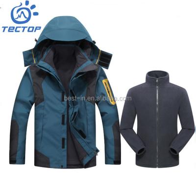 China Breathable High Quality Keep Warm 100%Polyester Winter Waterproof Jackets For Men for sale