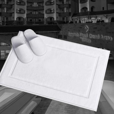 China Hot Selling Custom Viable Logo Cotton Hotel 32s Super Absorbent 100% Non-slip Bath Mat for sale