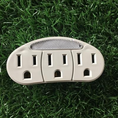 China Convenient current America tap/3 outlets with sensor Night-light for sale