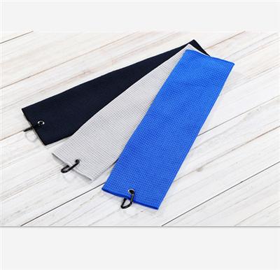 China Tablet 2021 New Customized Microfiber Waffle Sports Golf Towel With Grommet Hook for sale