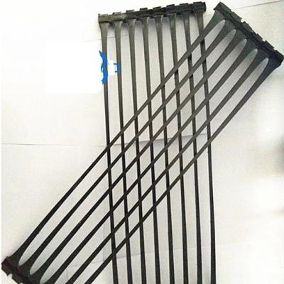 Chine HDPE Geogrid uniaxial pour le renfort de mur et de pente de soutènement de 60KN/M à 300KN/M à vendre