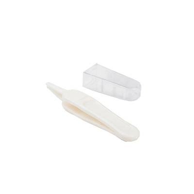 China Daily Care Baby Nose Clips Baby Nose Clips Baby Nose Tweezers/Safe Cleaning Clip for sale