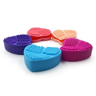 China Viable Popular Silicone Makeup Brush Cleaning Pad With Printed Logo for sale