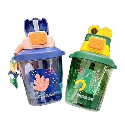 China Viable Children's Cup Summer Kindergarten Straw Cup Primary School Students Go To School Special Straight Drinking Kettle for sale