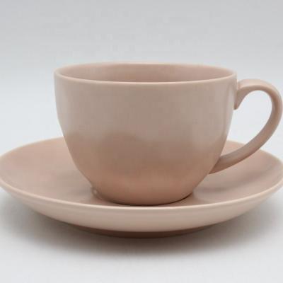 China Viable wholesale western style drinkware tea cups porcelain colorful ceramic coffee mug with saucer for sale