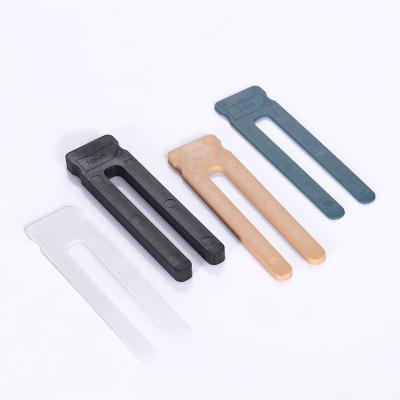 China Contemporary Good quality horseshoe window packers 145*38mm plastic u shim packer for sale