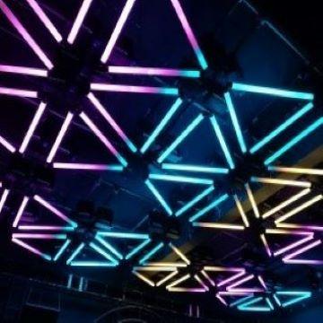 China Alluminium Eastsun RGB color changing pixel alleoy tube lifting LED laser stage lights 3D triangle cluster for sale