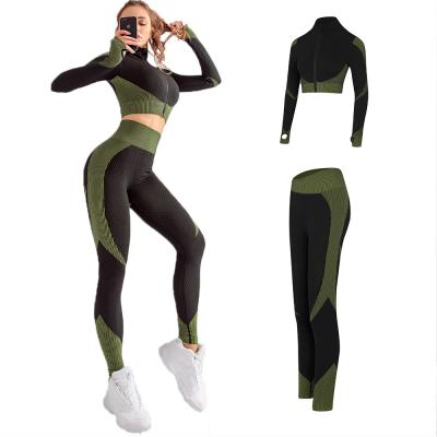 China Antibacterial Plus Size Gym Wear Active Fitness Yoga Wears Women Sports Suit Seamless Fitness Yoga Set With Jacket for sale