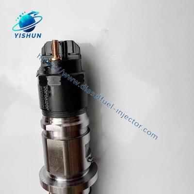 China Inyector de combustible de alto rendimiento 0445120015 Inyector de tren común para automóviles diesel para motores IVECO en venta