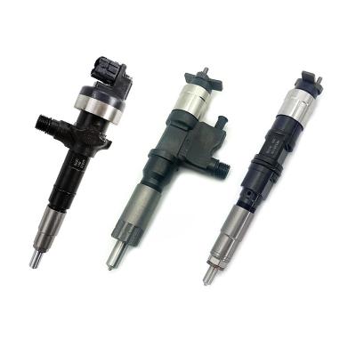 China Diesel Engine Common Rail Injector 095000-9696 1j500-53051 For V3800 for sale