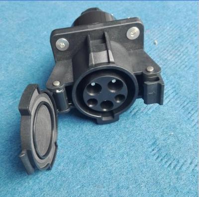 China Residential / General Purpose SAE J1772 32A EV Charging Socket / Inlet For EV Side for sale