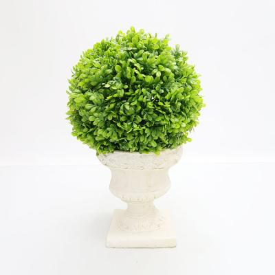 China Mid Century Home Modern Artificial Topiary Tree Green Plant Exquisite Decorative Plastic Ball for sale