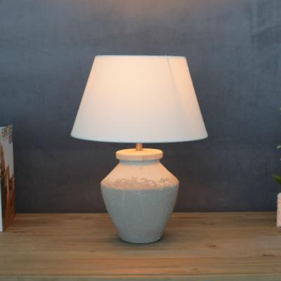 China YH 2020 New Design Antique Cylinder Modern Decorative Bed Side Table Lamp Bedroom Table Lamps Nordic Home Decor for sale