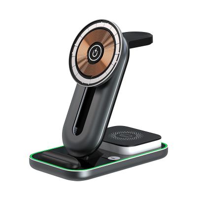 China Hot Selling 2023 Quick Charge Support 3 in 1 Charger 4-in-1 Charging Station Wireless Charger Radio for sale