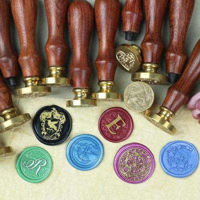 China Christmas Round Wedding Gift Personalized Seal Wax Sealing Wood Handle for sale