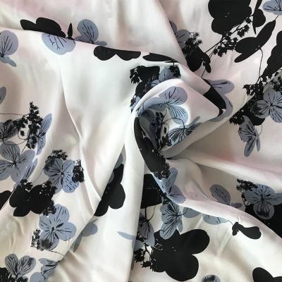 China Viable Free Sample Custom Design Silk Flower Acetate Digital Printing Fabric for sale