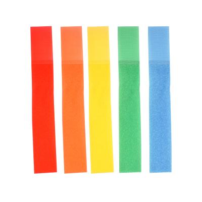 Cina Cintura colorata in nylon per le gambe di una mucca con velcro 49x332mm in vendita