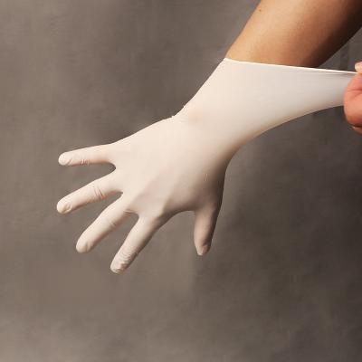 China Glanz oppervlak 9 inch Wegwerp medische latex handschoenen 6.5g poeder gratis voor onderzoek Te koop