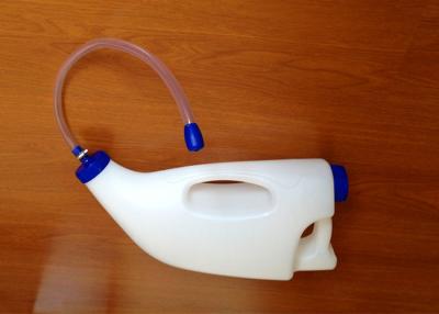 China Cows / Goats Plastic Feeding Bottles , 4L Capacities With Drinking Hose for sale