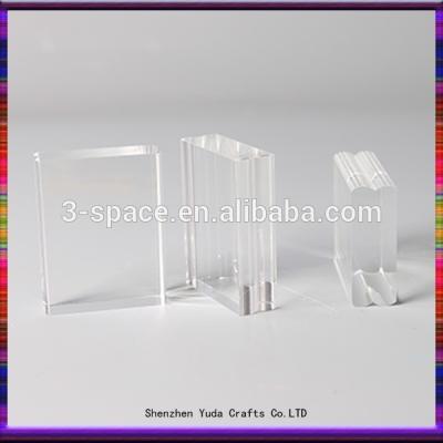 China Modern Clear Acrylic Cubes Blocks Transparent Display Brick In Store Display for sale