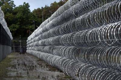 China Galvanized / PVC Coated Razor Barbed Wire for sale