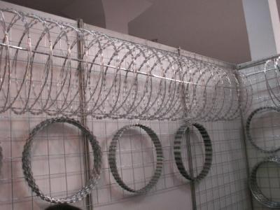 China Professional Military Razor Sharp Wire High Security Corrosion Resistance for sale