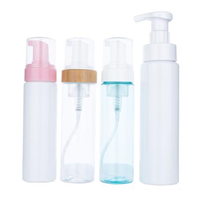 Chine Bouteille lisse en plastique blanche/transparente/bleue cylindrique avec pompe rose/blanche pour bouteille de pompe à mousse à vendre