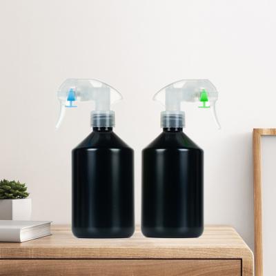 China 500 ml Schwarz Transparentes Kunststoffflasche zylindrisch glatt mit weißem Transparent Spary für Sprühflasche zu verkaufen