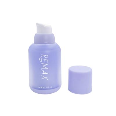 China 50 ml Frosted oder Glanz-Finish kann angepasst werden Vakuum PET Kunststoffstoff Doppelschicht Lotion Flasche zu verkaufen