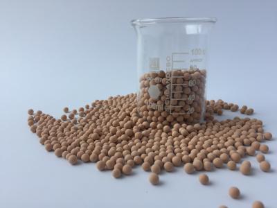 China Spherical Shape 4A Molecular Sieve Desiccant For Molecular Sieve Drying Agent Te koop