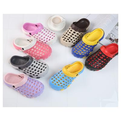 China Cushioning Mesh Slippers Mens Sandals Anti-Slip Heightened Slippers And Shoes Casual Running Lots for sale