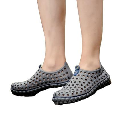 China Other Promotion Blue Color Mesh Lining Material Lining Material Clogs Garden Wading Personality Beach Hole Soft Casual Shoes for sale